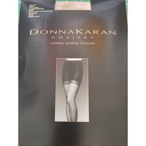 Donna Karan Ultra Sheer Toner Dark Nude Small